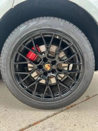 2017 Porsche Macan Turbo - Image 20 of 21
