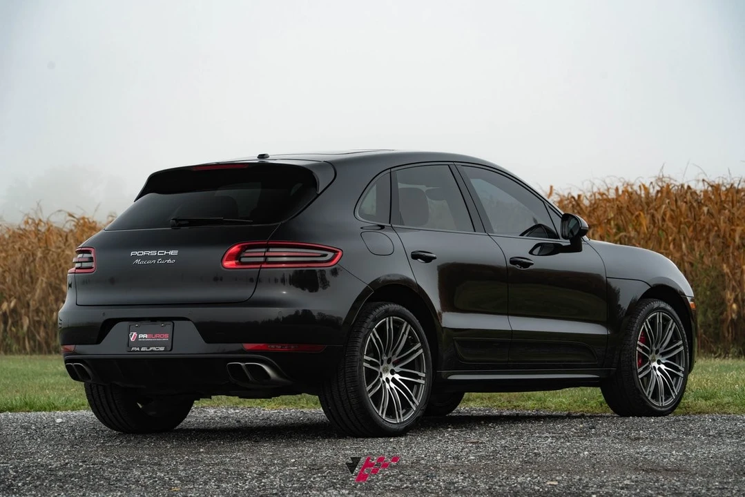 2017 Porsche Macan Turbo - Image 5 of 21