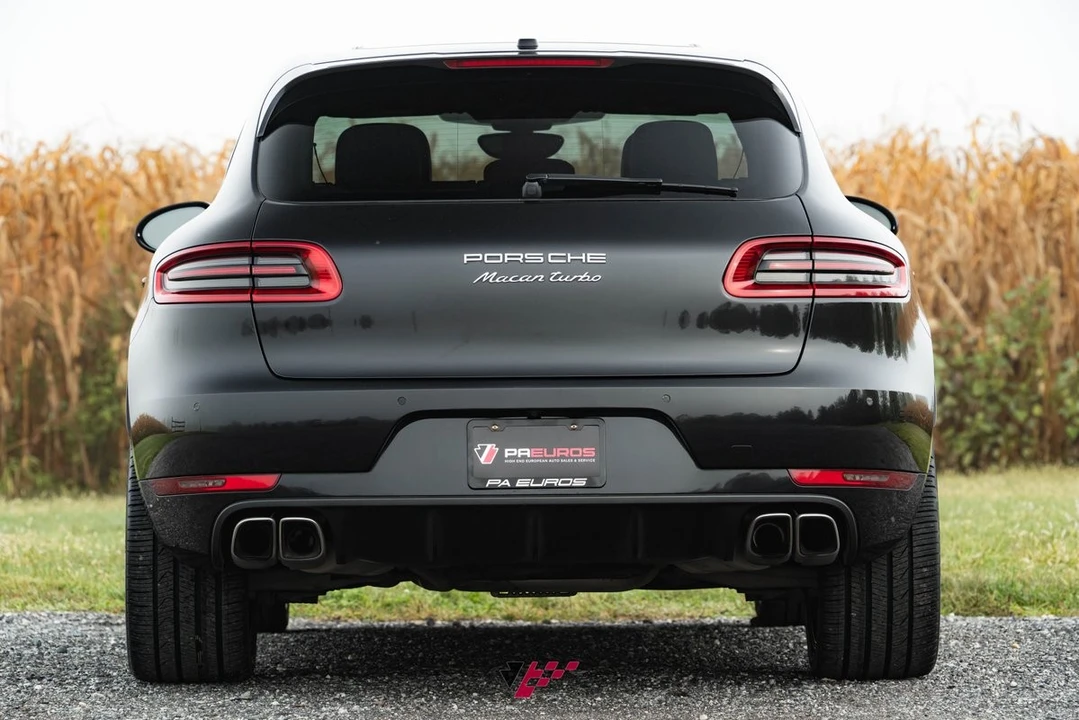 2017 Porsche Macan Turbo - Image 4 of 21