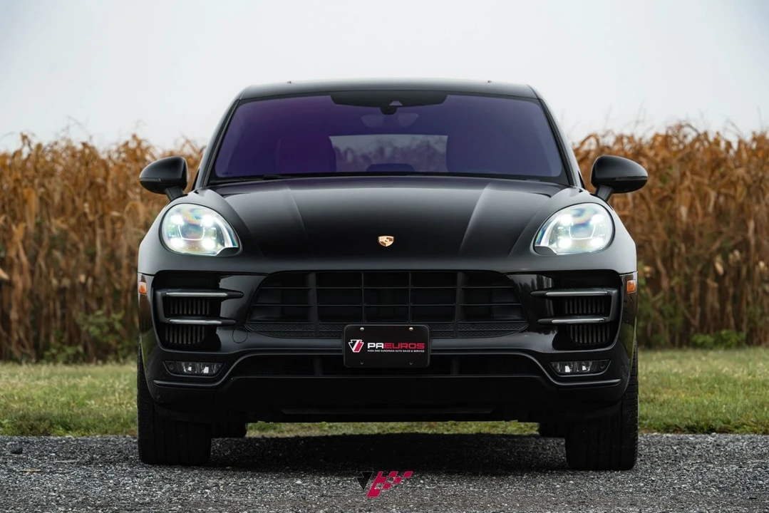 2017 Porsche Macan Turbo - Image 8 of 21