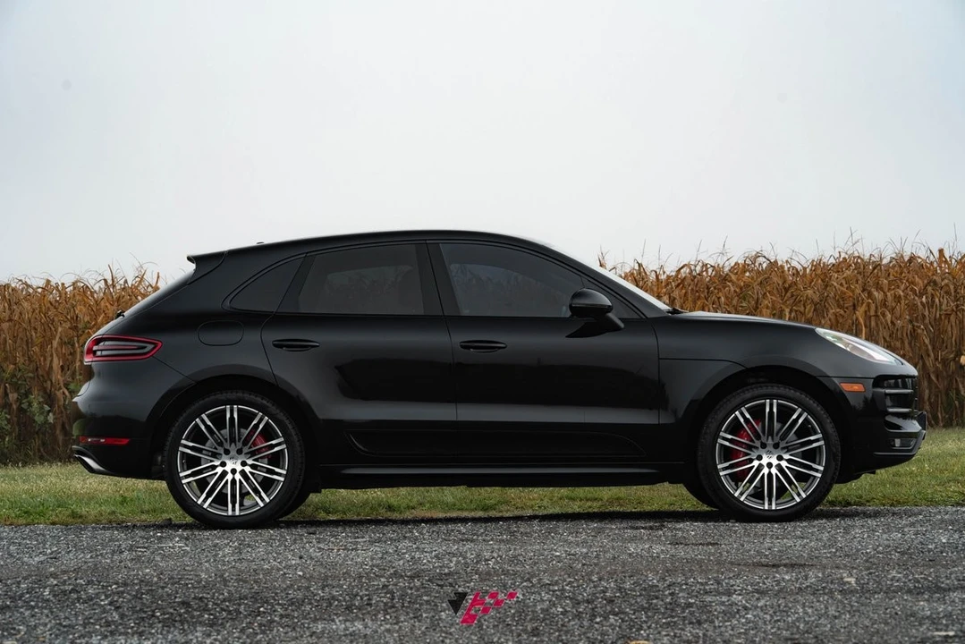 2017 Porsche Macan Turbo - Image 6 of 21