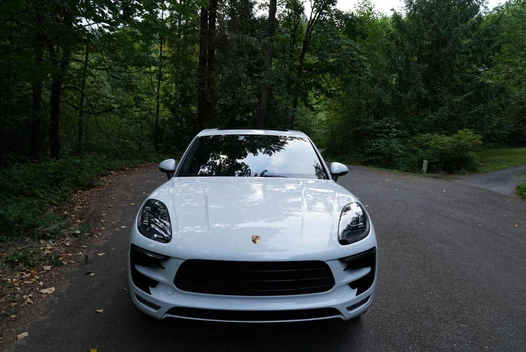 2017 Porsche Macan Turbo - Image 10 of 31