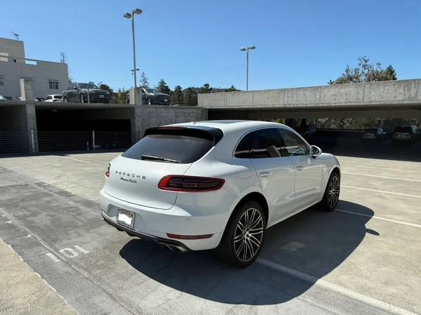 2017 Porsche Macan Turbo - Image 4 of 8