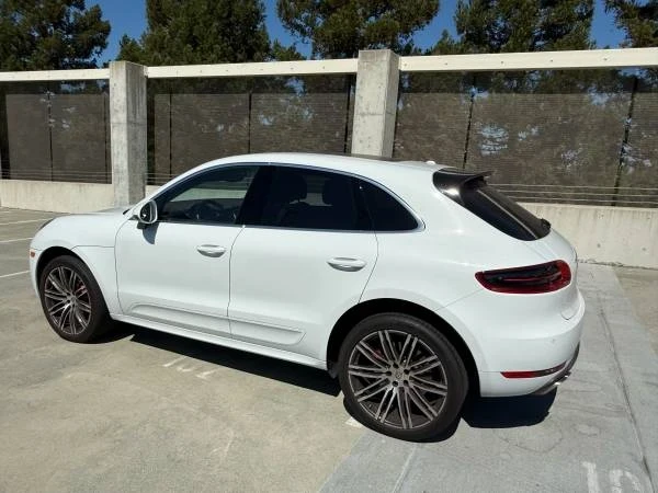 2017 Porsche Macan Turbo - Image 4 of 15