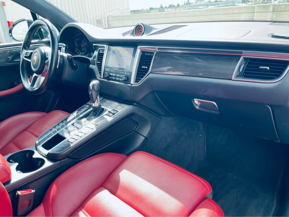 2017 Porsche Macan Turbo - Image 10 of 20