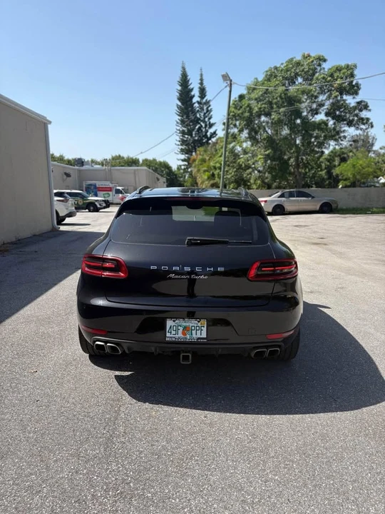 2017 Porsche Macan Turbo - Image 5 of 12