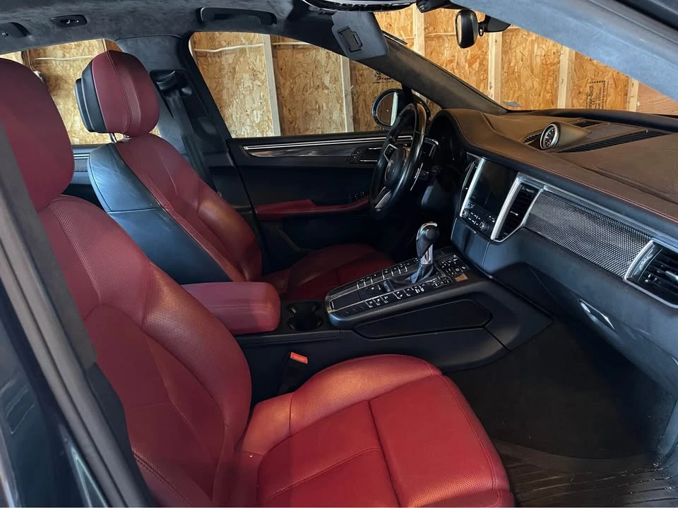 2017 Porsche Macan Turbo - Image 8 of 8