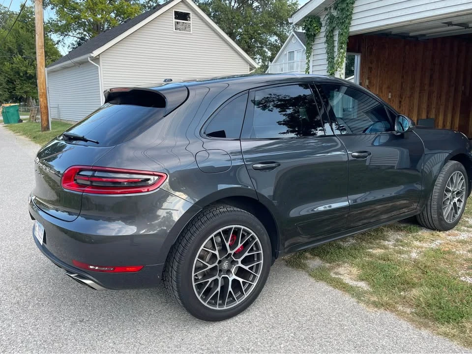 2017 Porsche Macan Turbo - Image 4 of 8