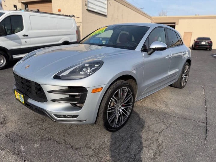 2017 Porsche Macan Turbo - Image 7 of 20