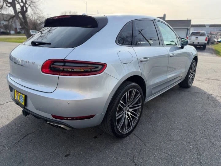 2017 Porsche Macan Turbo - Image 3 of 20