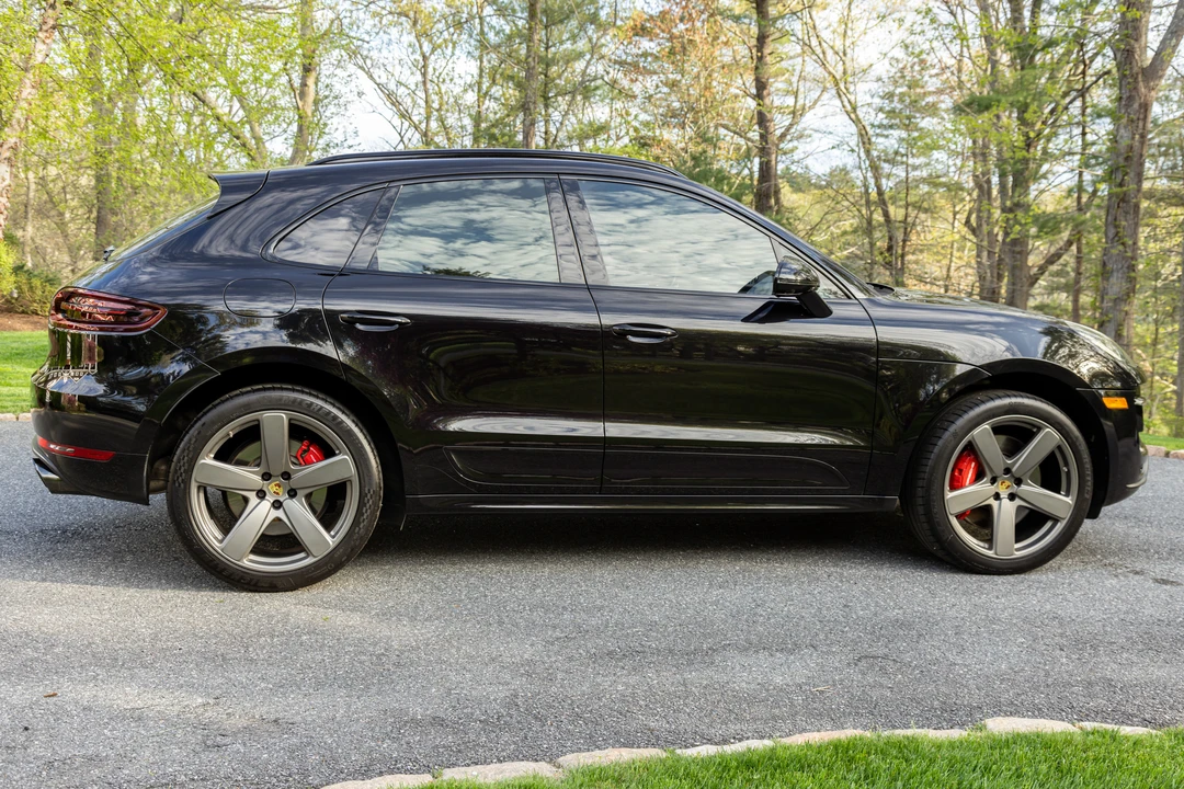 2017 Porsche Macan Turbo - Image 5 of 31