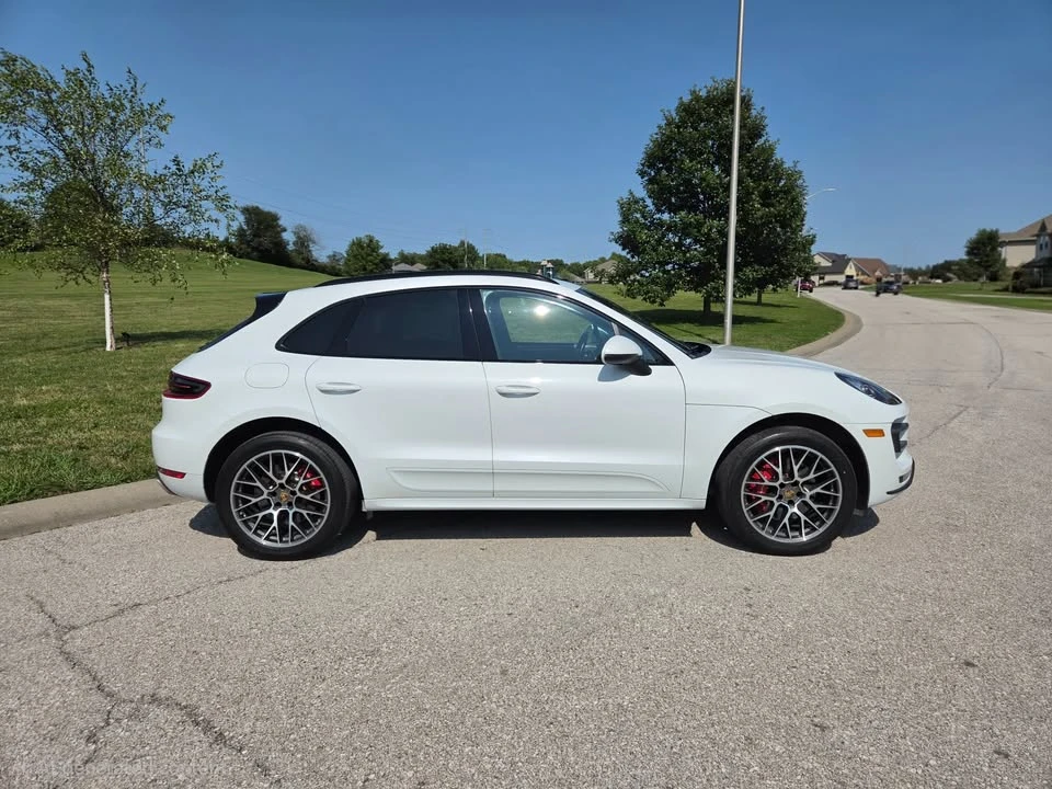 2017 Porsche Macan Turbo - Image 4 of 20