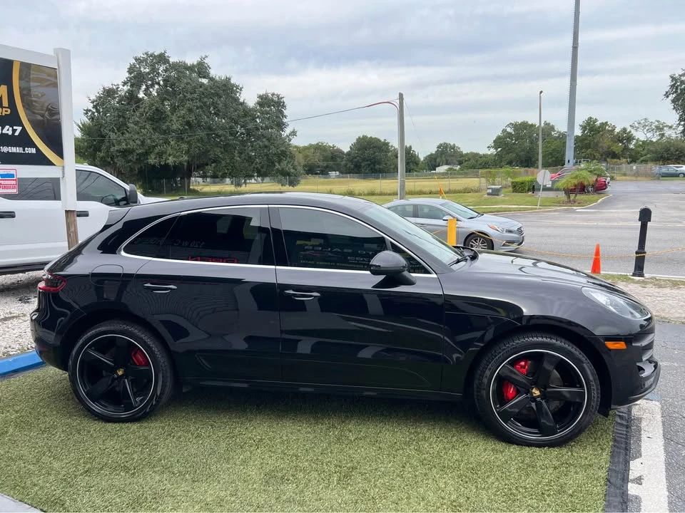 2017 Porsche Macan Turbo - Image 4 of 12