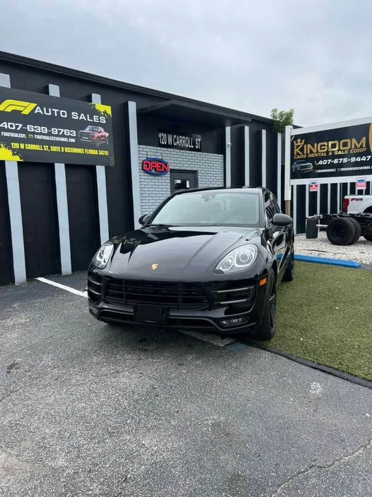 2017 Porsche Macan Turbo - Image 2 of 9