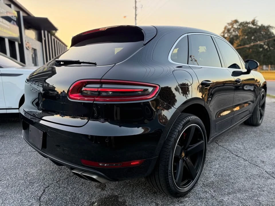 2017 Porsche Macan Turbo - Image 4 of 12