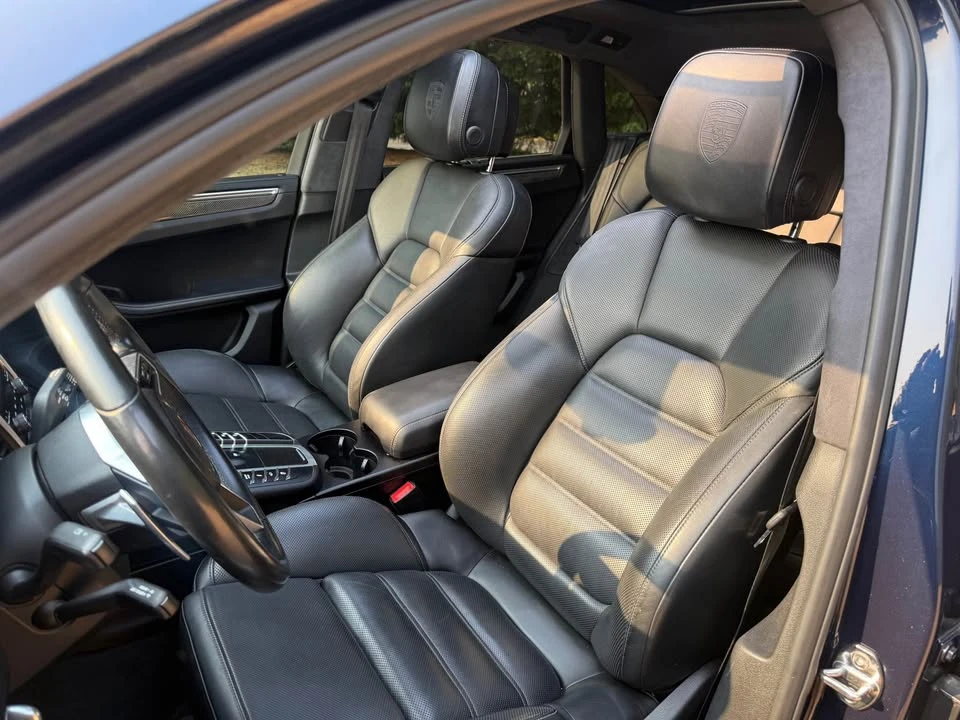 2017 Porsche Macan Turbo - Image 7 of 16