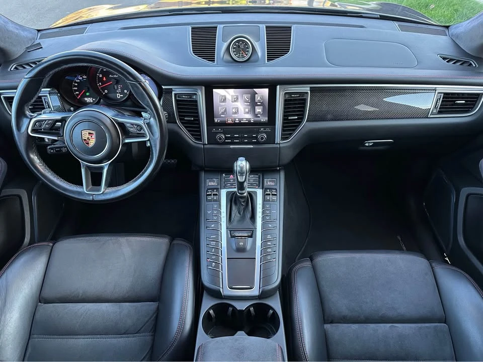 2017 Porsche Macan Turbo - Image 12 of 20