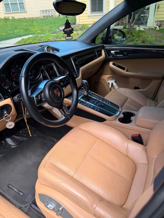 2017 Porsche Macan Turbo - Image 10 of 14