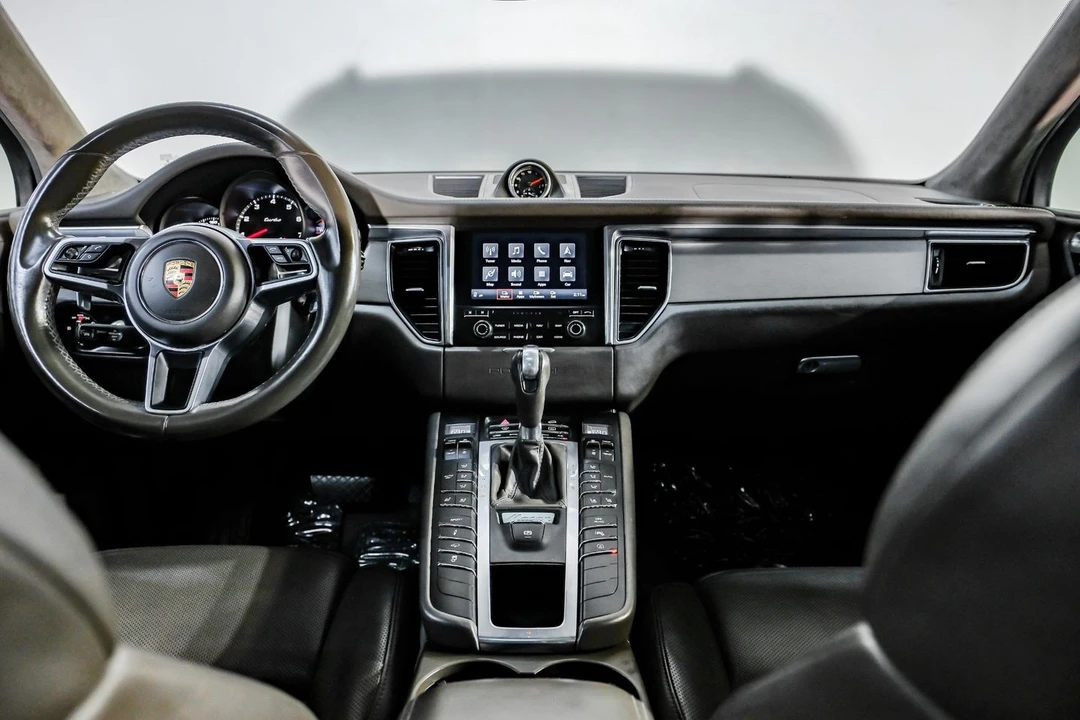 2017 Porsche Macan Turbo - Image 21 of 21