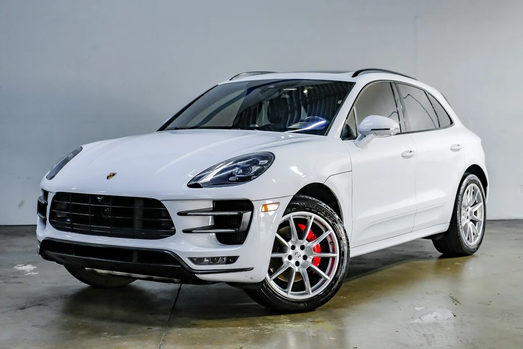 2017 Porsche Macan Turbo - Image 8 of 21