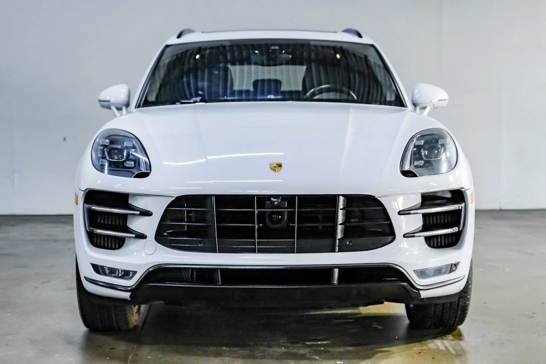 2017 Porsche Macan Turbo - Image 6 of 12