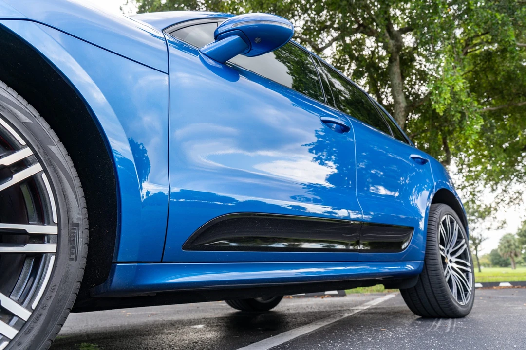2017 Porsche Macan Turbo - Image 23 of 31