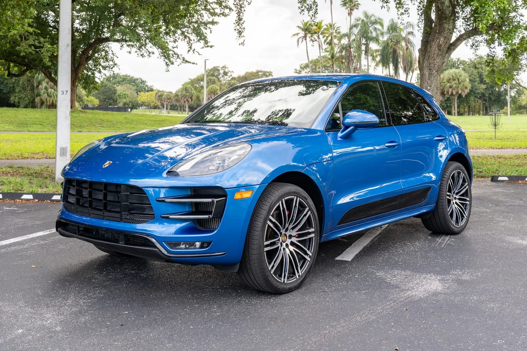 2017 Porsche Macan Turbo - Image 8 of 31