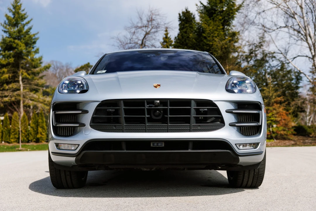 2017 Porsche Macan Turbo - Image 10 of 31