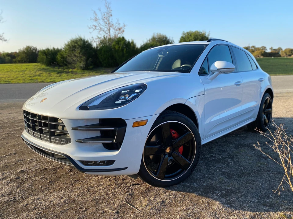 2017 Porsche Macan Turbo - Image 19 of 31