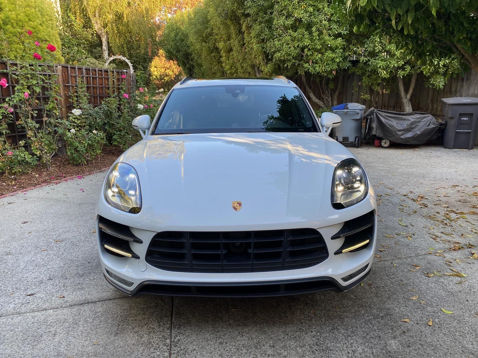 2017 Porsche Macan Turbo - Image 6 of 31