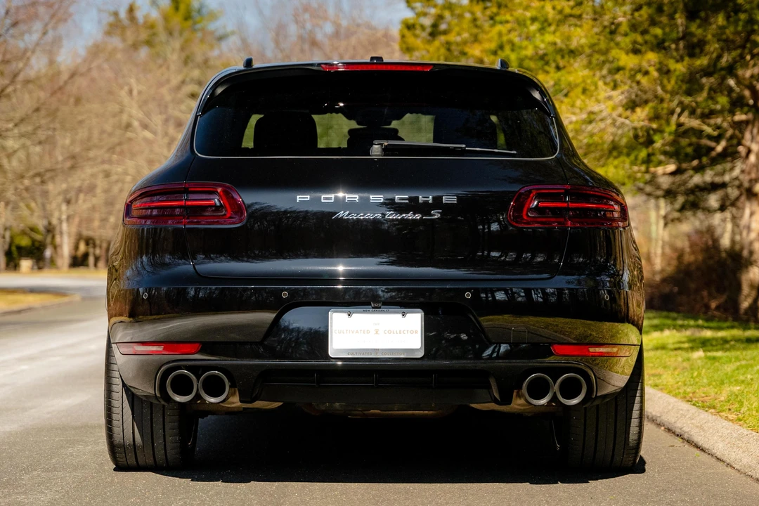 2017 Porsche Macan Turbo - Image 5 of 31