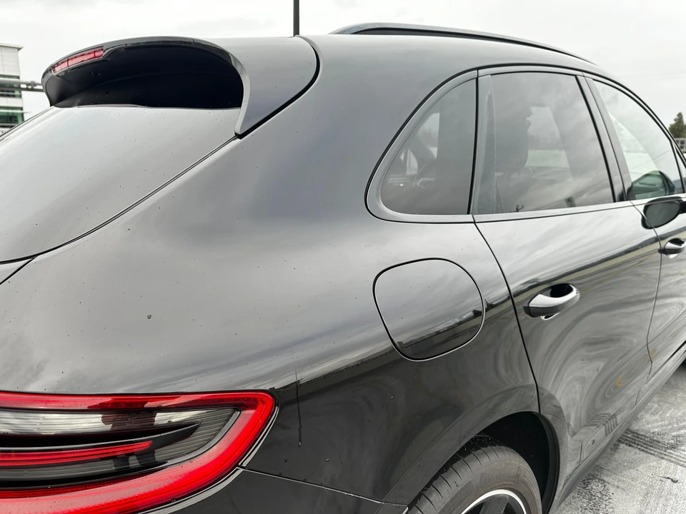 2017 Porsche Macan Turbo - Image 22 of 31