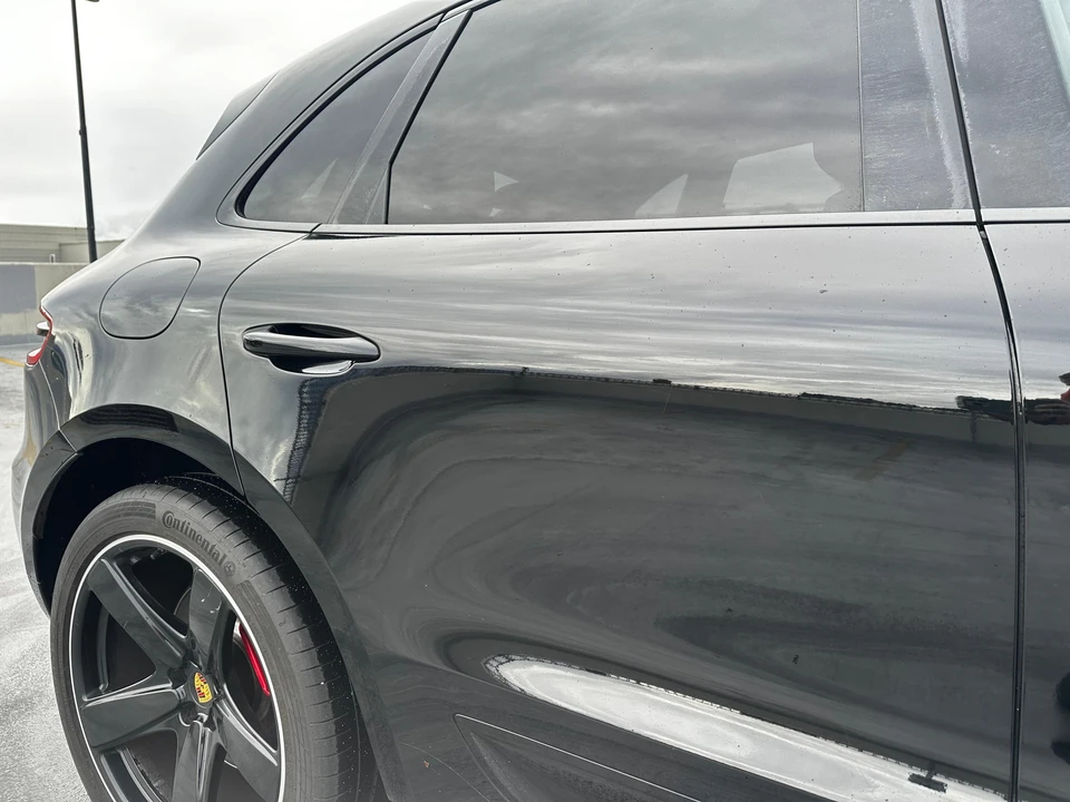 2017 Porsche Macan Turbo - Image 25 of 31