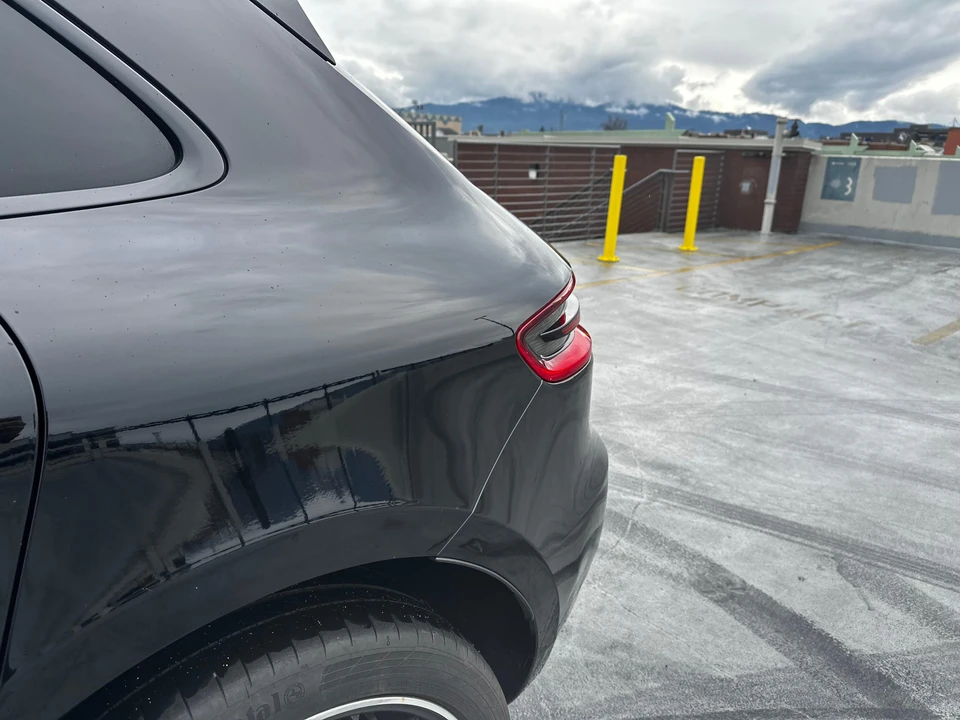 2017 Porsche Macan Turbo - Image 21 of 31