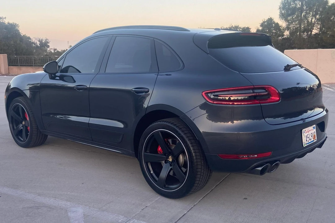 2017 Porsche Macan Turbo - Image 4 of 31