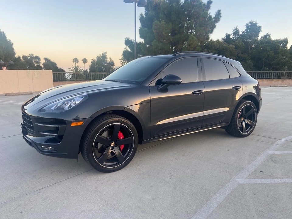 2017 Porsche Macan Turbo - Image 8 of 31