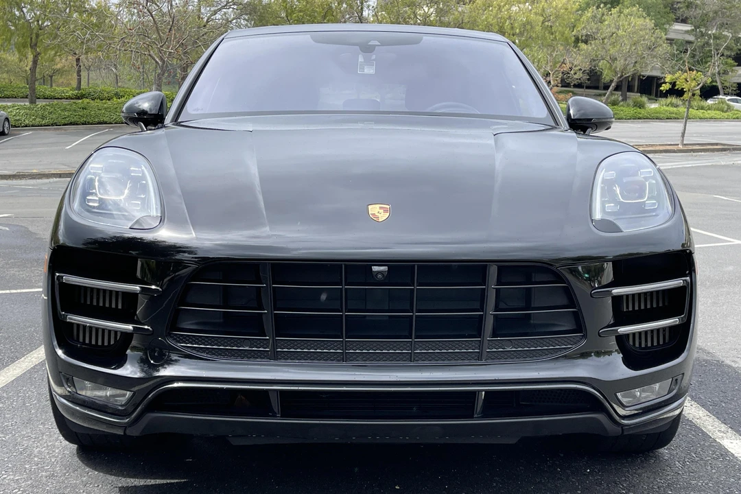 2017 Porsche Macan Turbo - Image 2 of 10