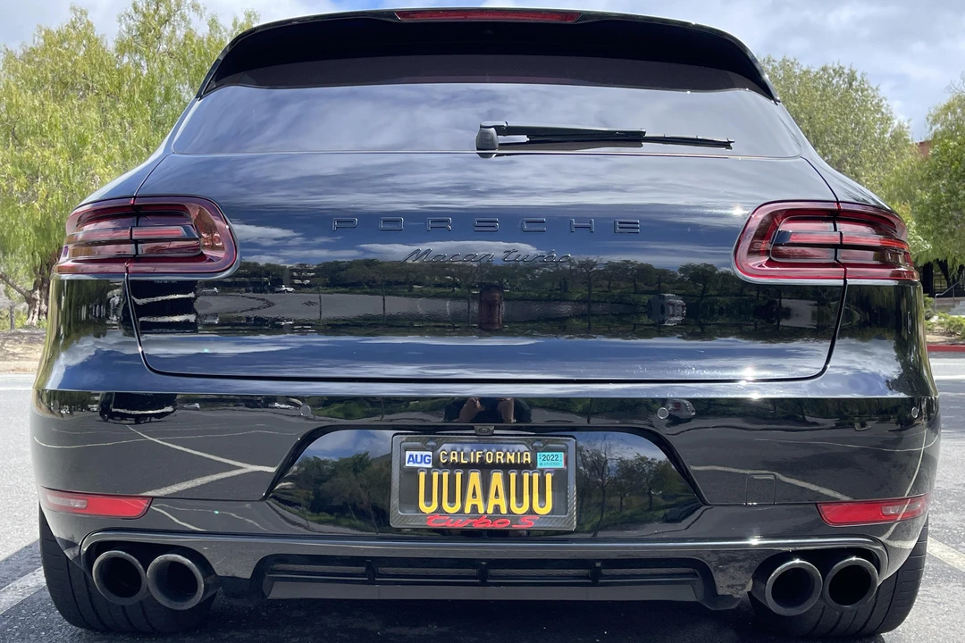 2017 Porsche Macan Turbo - Image 5 of 10