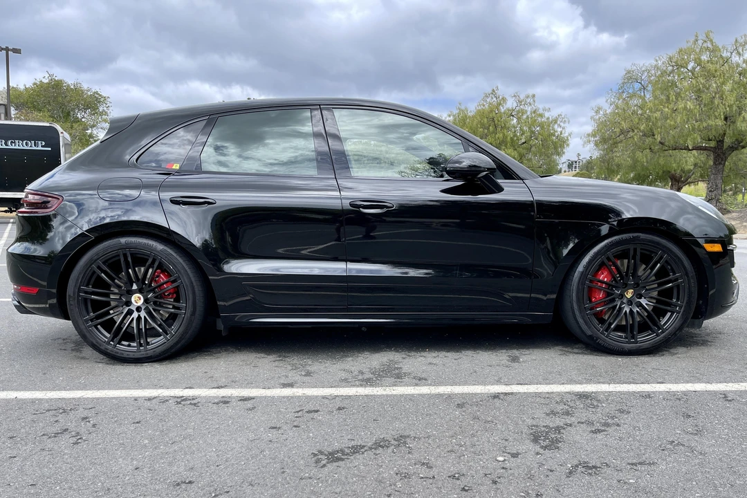 2017 Porsche Macan Turbo - Image 3 of 10