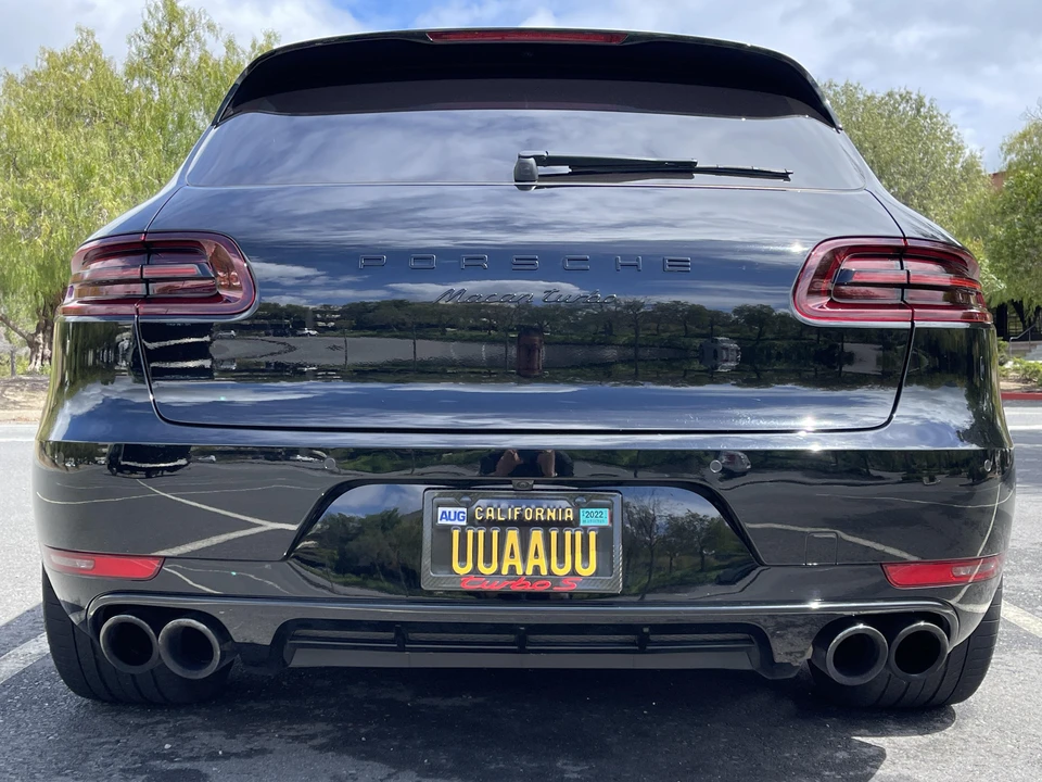 2017 Porsche Macan Turbo - Image 7 of 10