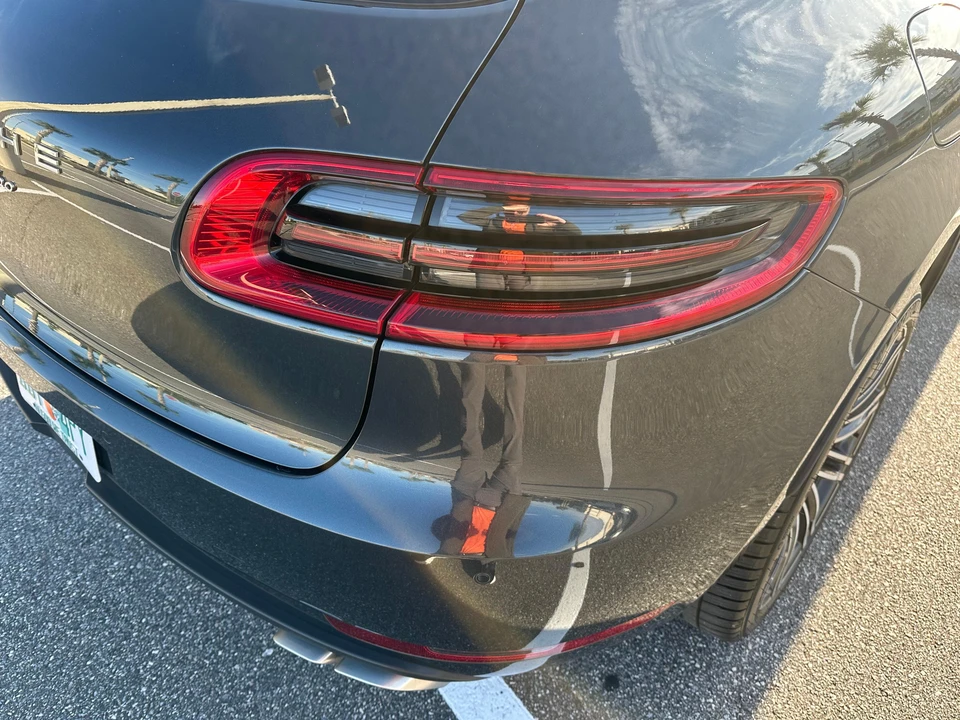 2017 Porsche Macan Turbo - Image 13 of 31