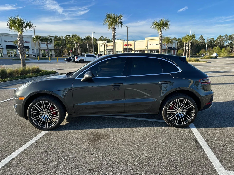 2017 Porsche Macan Turbo - Image 6 of 31