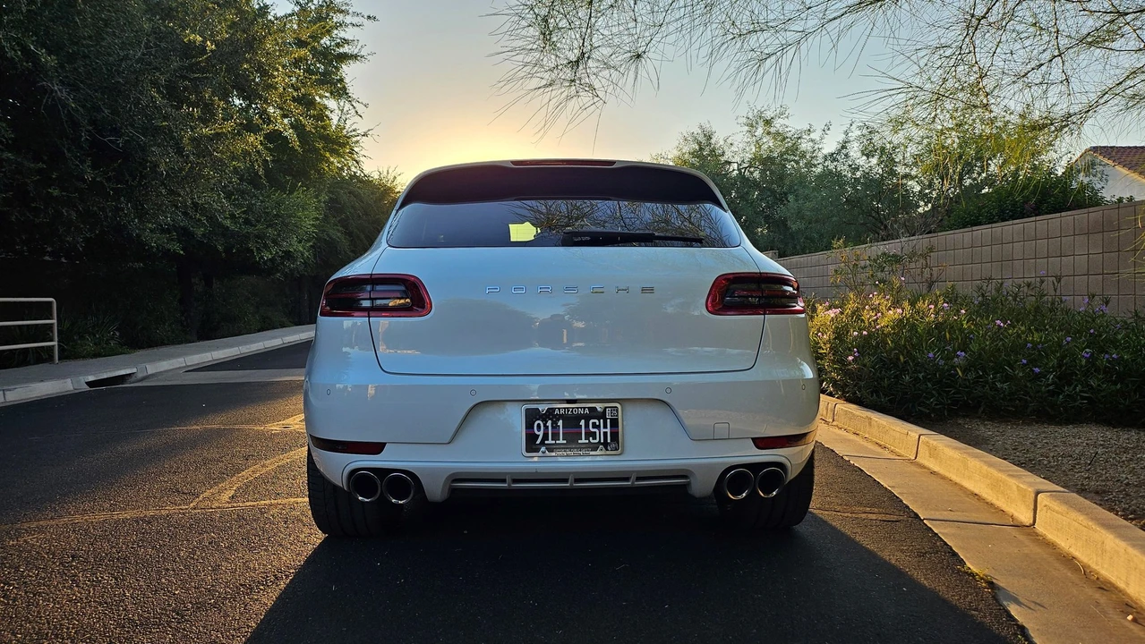 2017 Porsche Macan Turbo - Image 5 of 22