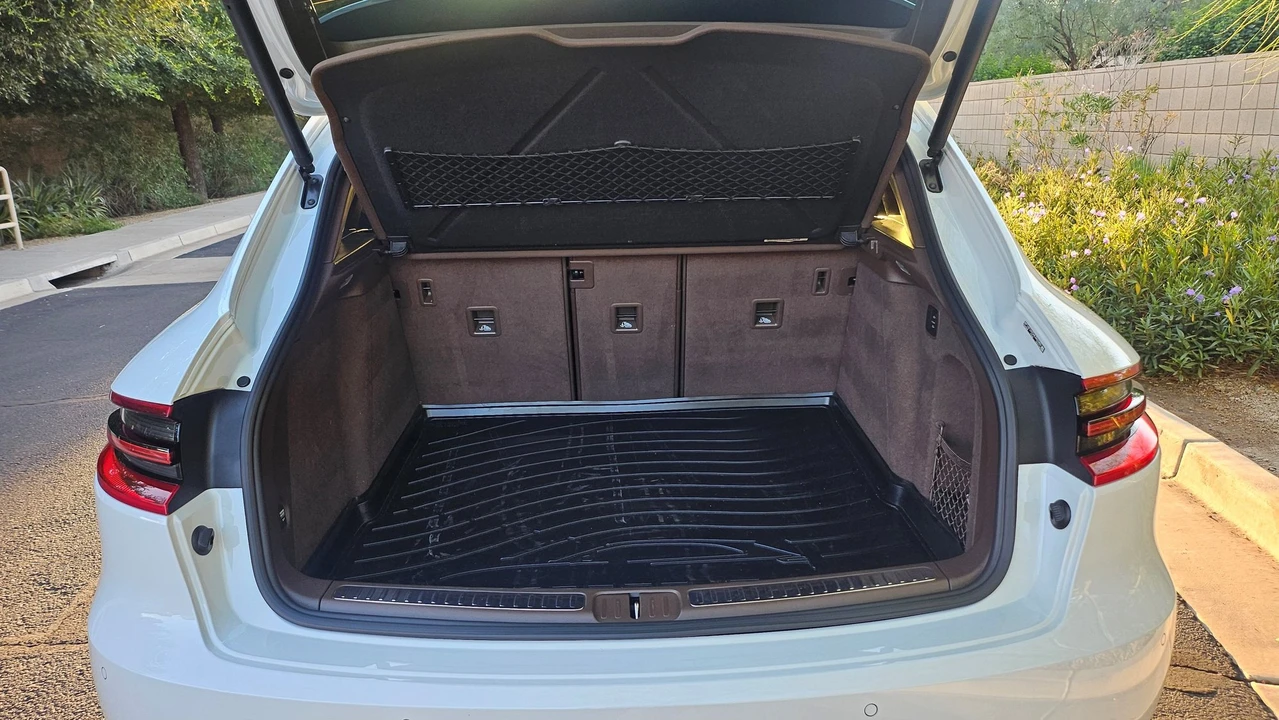 2017 Porsche Macan Turbo - Image 6 of 22