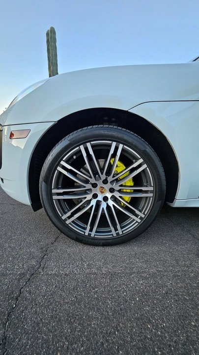 2017 Porsche Macan Turbo - Image 7 of 22