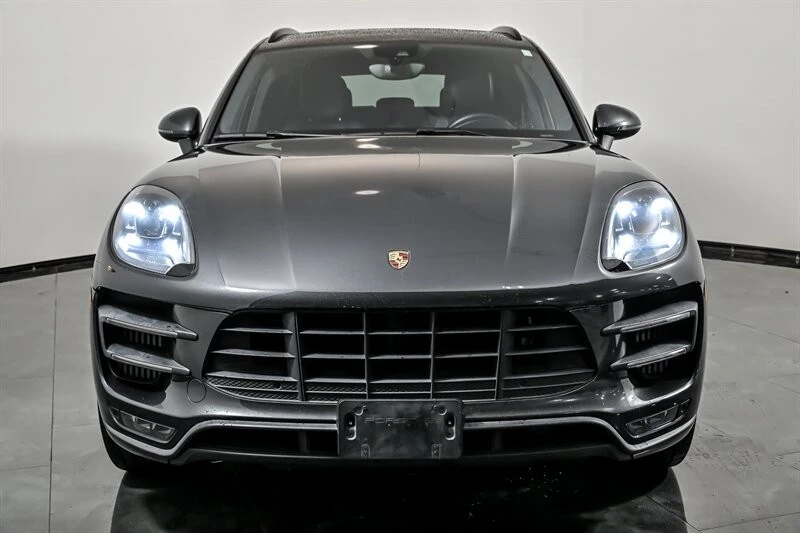 2017 Porsche Macan Turbo - Image 4 of 31