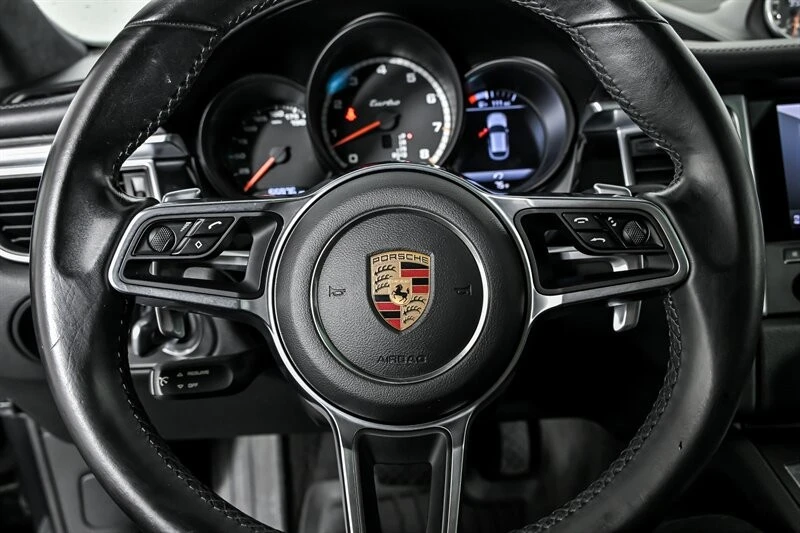 2017 Porsche Macan Turbo - Image 28 of 31