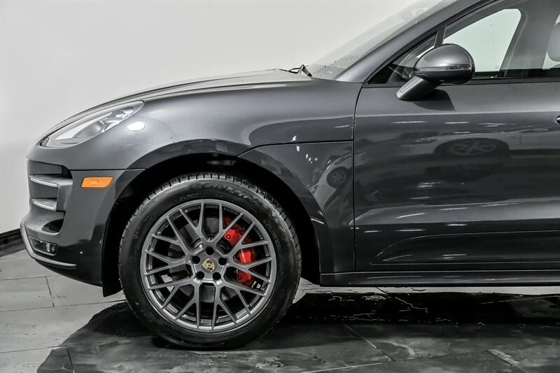 2017 Porsche Macan Turbo - Image 6 of 31