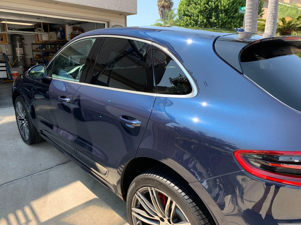 2017 Porsche Macan Turbo - Image 26 of 31