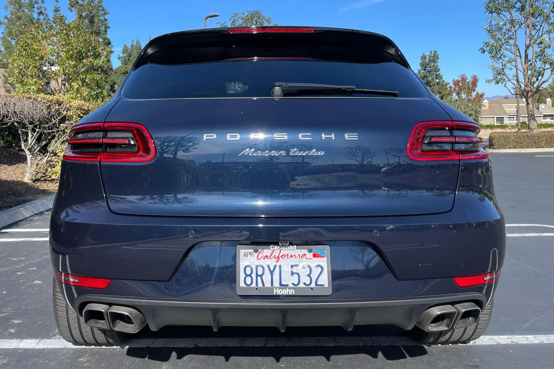 2017 Porsche Macan Turbo - Image 5 of 31